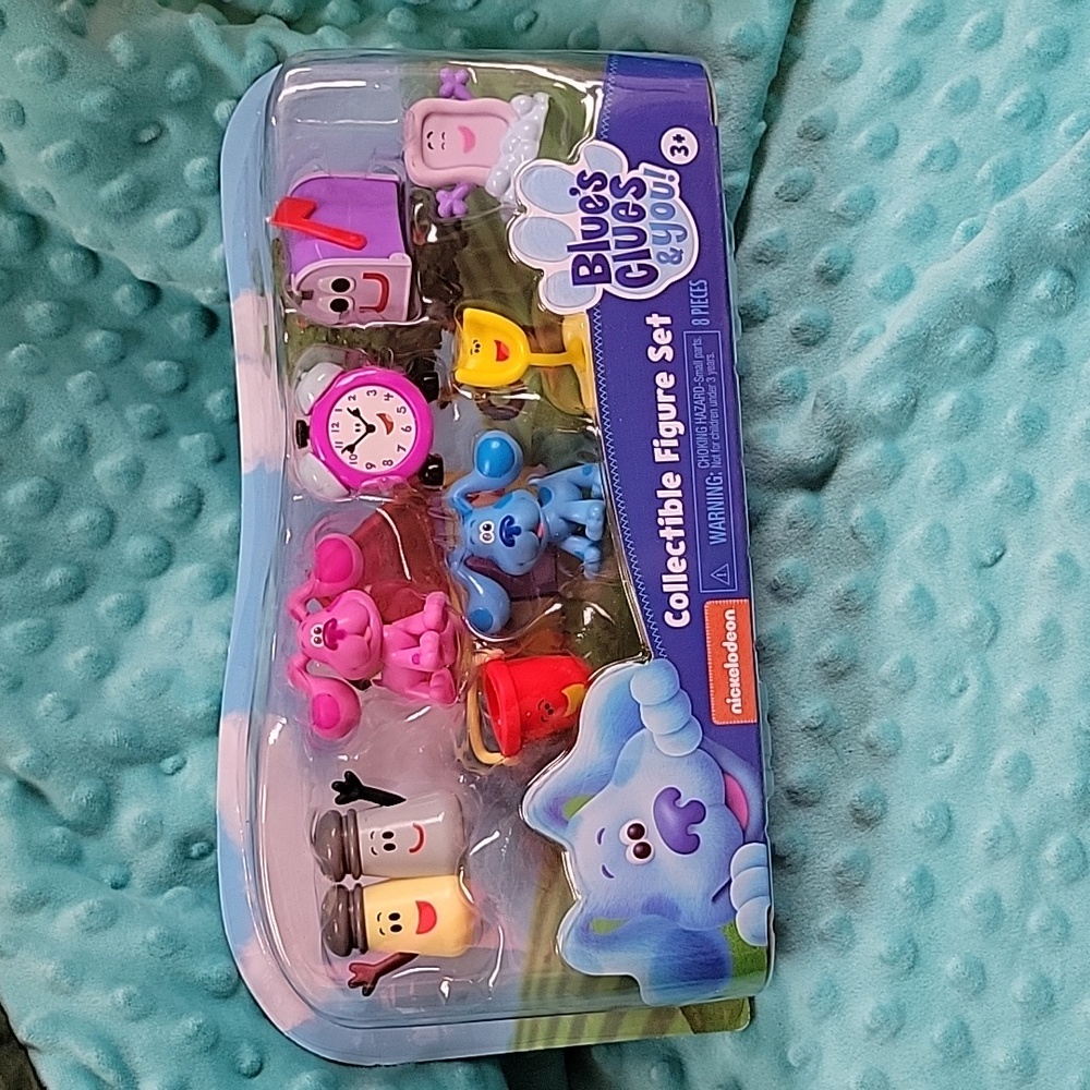 Nickelodeon Blue's Clues & You Collectible Figure Set.  New